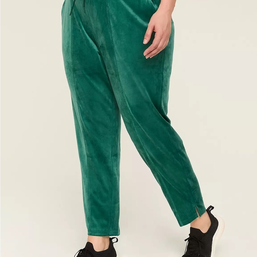 Livi Active NEW Green Velour Track Pants 18/20 - Picture 12 of 13